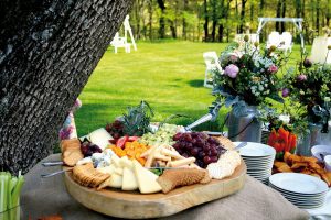 Когда может понадобиться выездной кейтеринг