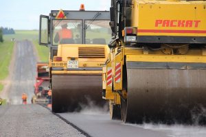 Техника для ремонта дорожного полотна