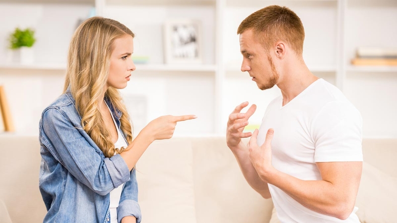 Вредные привычки в отношениях: 4 неочевидные вещи, которые вредят романтической связи