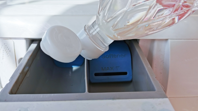 Дешево и эффективно: как почистить стиральную машину уксусом