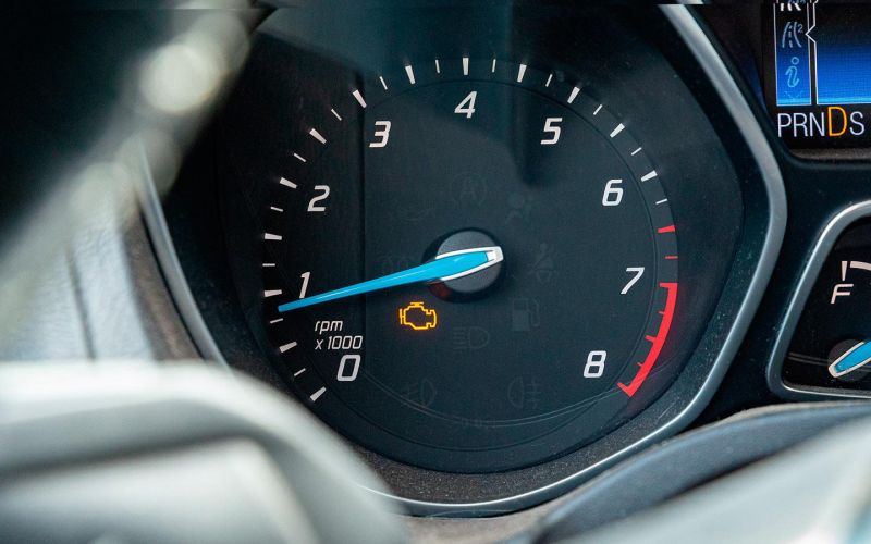 Почему загорается и как сбросить Check Engine