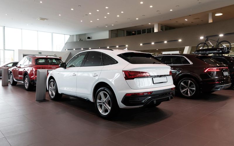 Крупнейшие автобренды отчитались о нулевых продажах в России