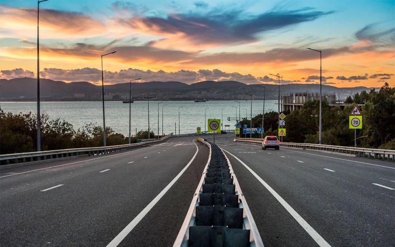 
            «Автодор» объяснил, зачем нужна новая разметка на трассах
        