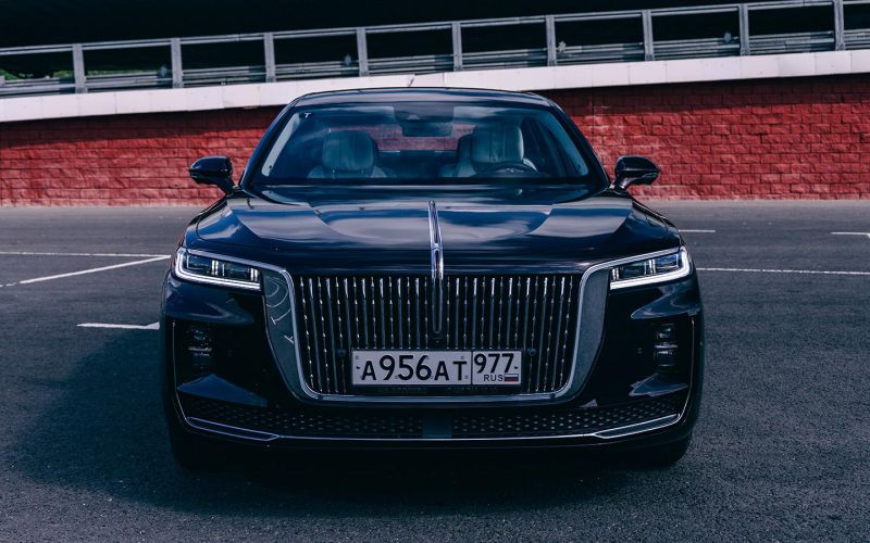 Краснознаменный Mercedes. Первый тест Hongqi H9