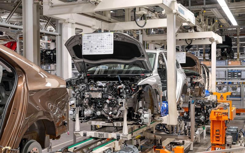 
            В Калуге начнут выпускать машины под собственным брендом. Что это будет
        