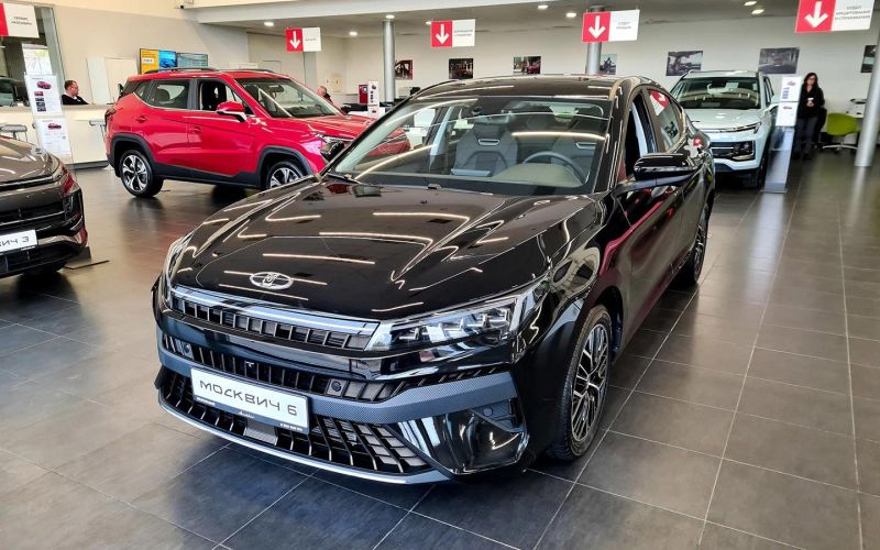 
            В России подешевели «Москвичи» и Chery. Сколько это продлится
        