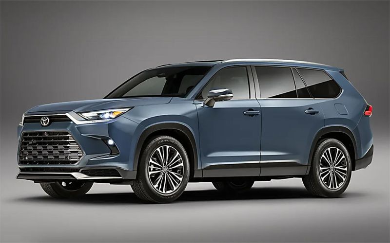 
            Дилер привез в Россию Toyota Grand Highlander. Подробности и цены
        