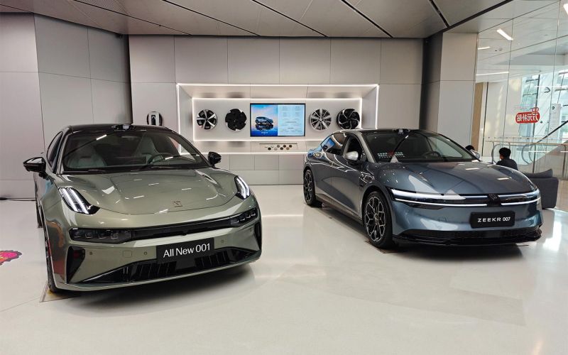 
            США введут 100% пошлину для китайских электрокаров. Чем это грозит
        