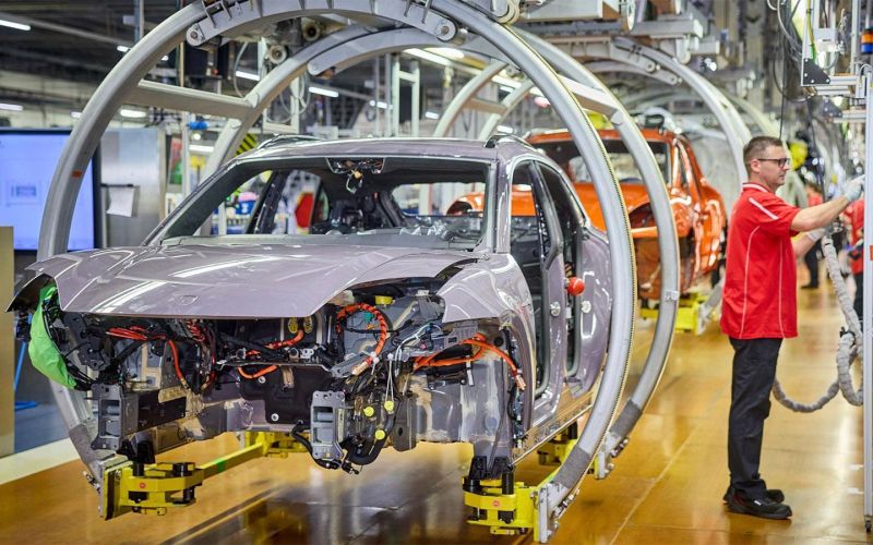 
            Porsche объявил о сокращении сотрудников вслед за Volkswagen и Seat
        