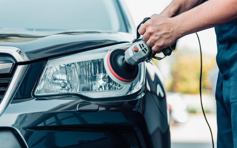 
            Как полировать фары автомобиля: три способа и советы эксперта
        