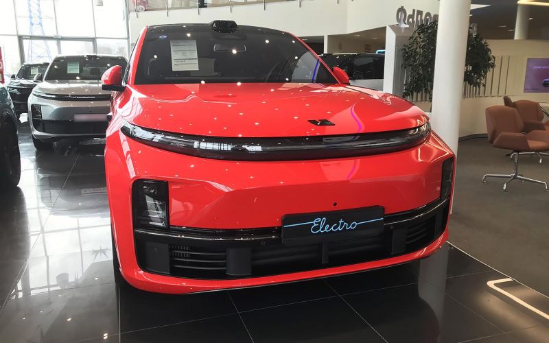 «Русский язык — за деньги». Все о подводных камнях при покупке LiXiang