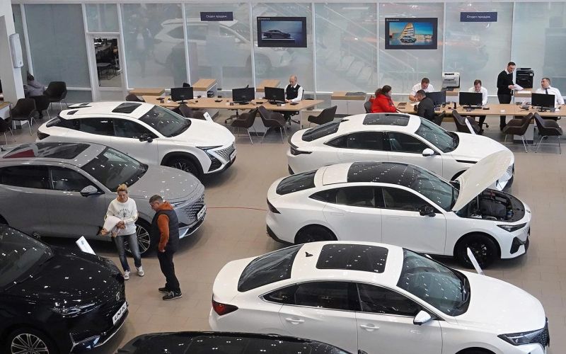 
            Почему падает российский авторынок. 5 главных трендов
        