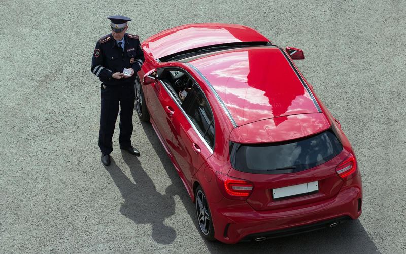 
            6 новых штрафов и ужесточений для водителей. Они могут скоро заработать
        