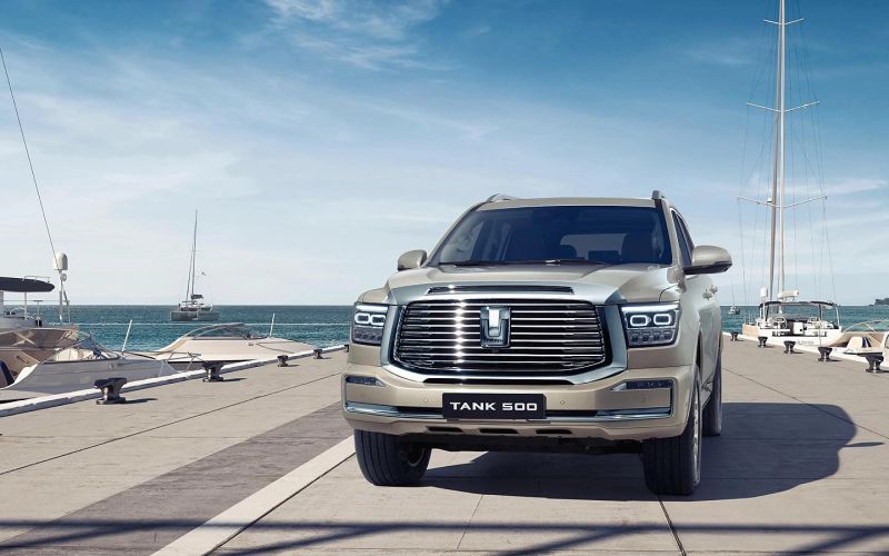 
            Новые Tank, правила в автошколах и лишение прав. Главное за неделю
        