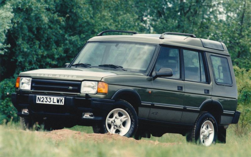 
            Об этих внедорожниках многие мечтали в 90-х. Ностальгическая подборка
        