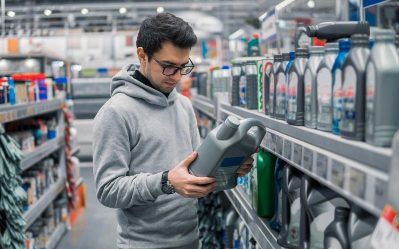 
            В России начали маркировать автомасла. Чем это обернется для водителей
        