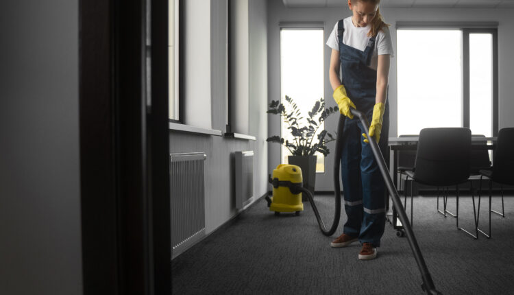 Стоимость уборки офиса: за что собственно платит клиент