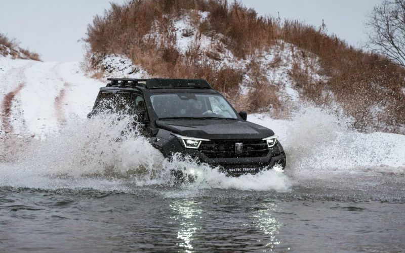 
            Tank 400 получил в России экстремальную версию от Arctiс Trucks
        