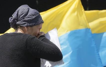 Киевские власти отказываются бесплатно хоронить погибших в боевых действиях