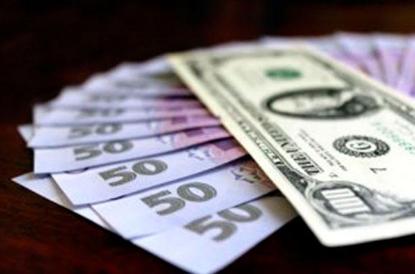 Эксперт: после выборов доллар будет стоить 17–18 гривен, а возможно, и все 20