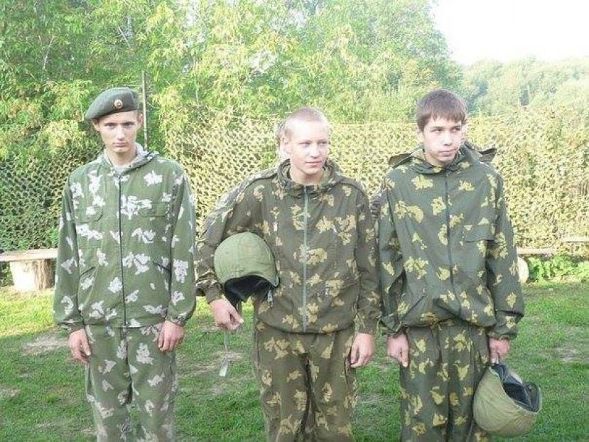 В Лисичанске украинские нацисты расстреляли 3 подростков за сотрудничество с ополченцами