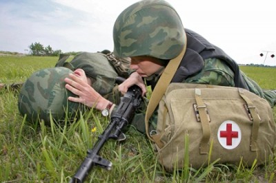 Украинских медиков отправят на войну