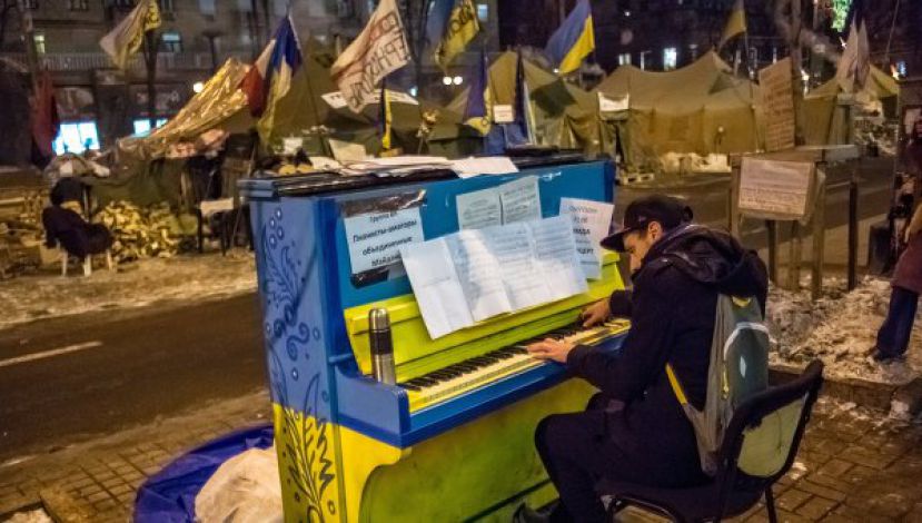 "Майдауны" хотят объявить Майдан высшей властью в Украине