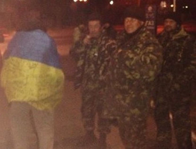 Во Львов товарным поездом вернулось 19 бойцов «АТО» из 24-й бригады, «героев» никто не встречал