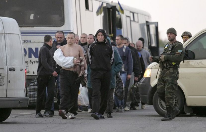 В плену у ополченцев остаётся ещё более 400 украинских военных