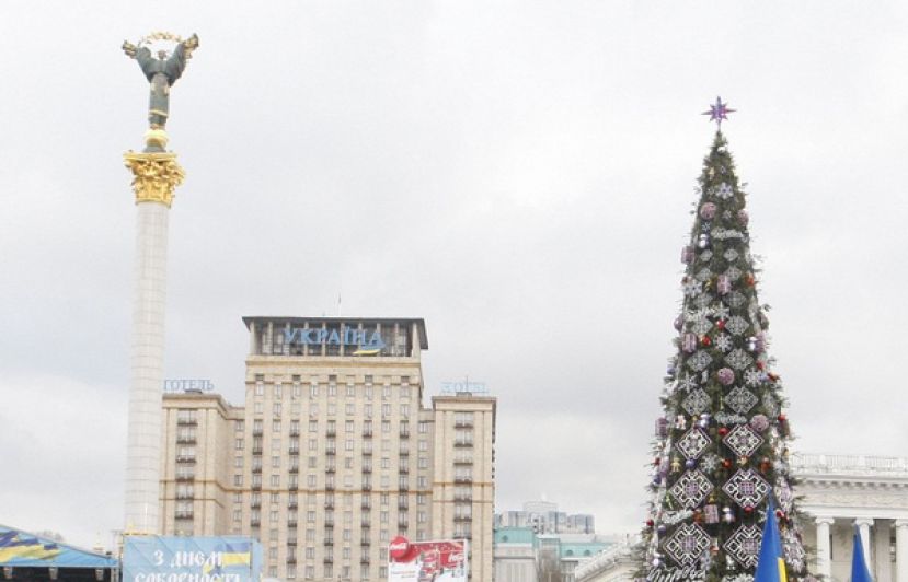 Украинские дети впервые останутся без новогодних подарков