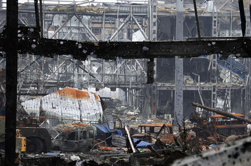 В Донецком аэропорту по итогам переговоров прекращен огонь