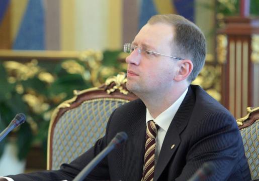 Яценюк пообещал украинским городам "конец света"