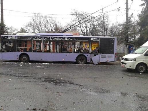 Каратели устроили "новую Волноваху" в Донецке: 13 человек погибло, десятки раненых
