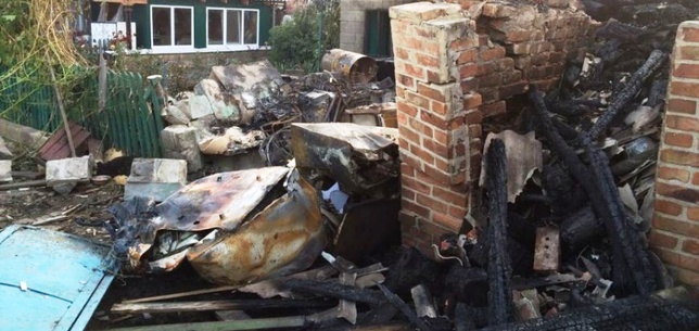 ВСУ уничтожили очередной жилой дом на поселке Октябрьский