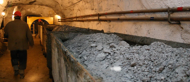 Государственные шахты Украины практически остановлены