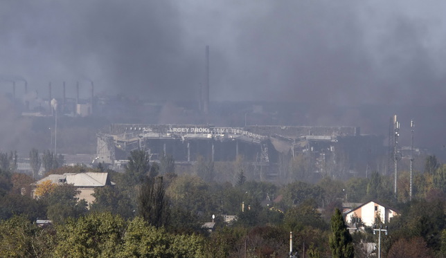 Ночью руины Донецкого аэропорта подверглись массированному обстрел ВСУ