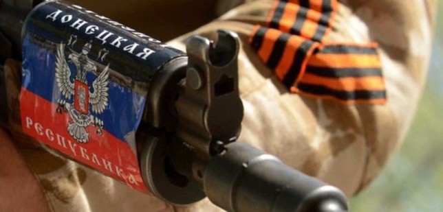 Армия ДНР начала отвод бронетехники с орудиями калибром до 100 мм