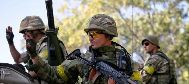 Солдат-срочник сбежал с автоматом из караула у здания минобороны Украины