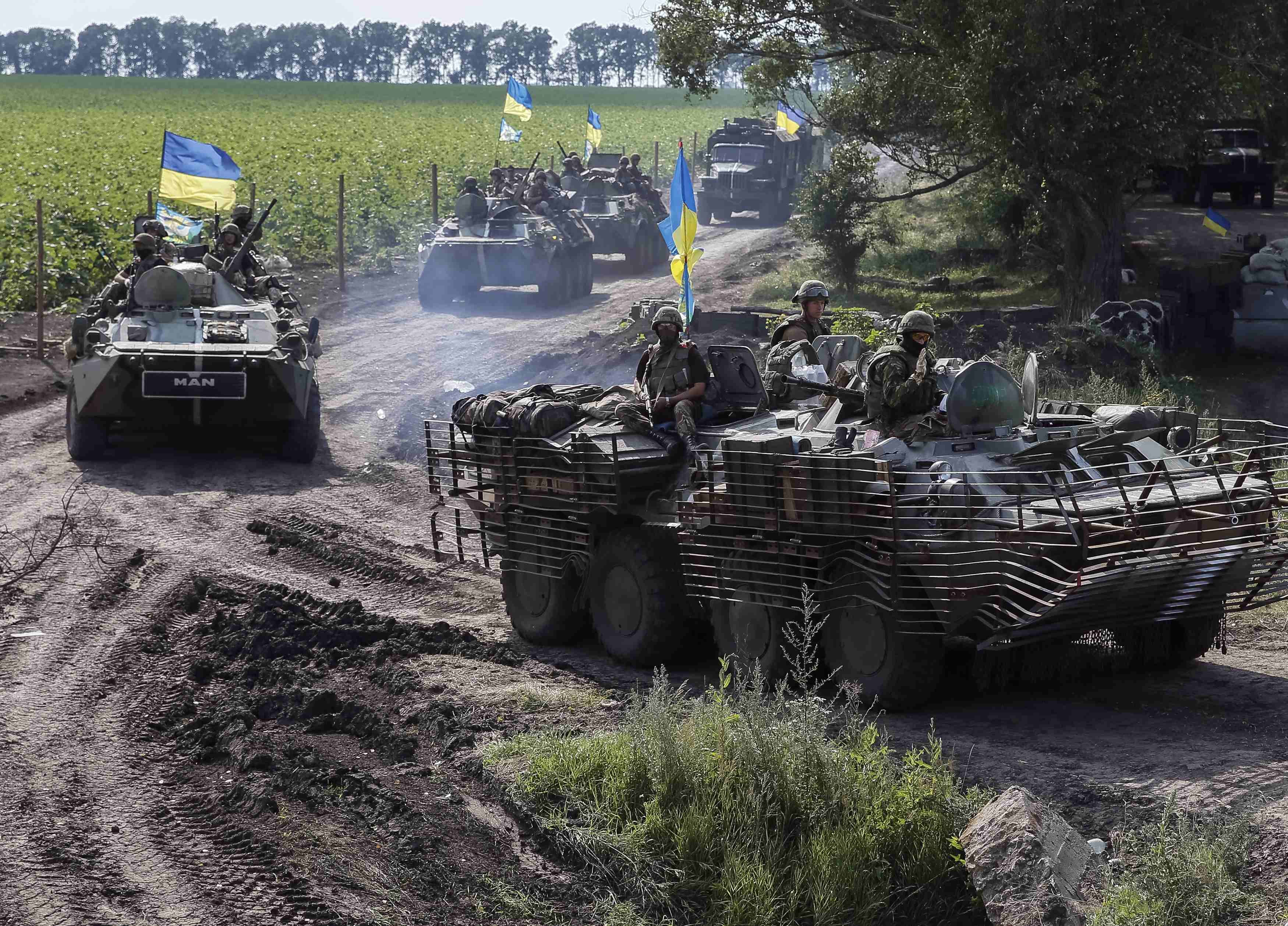 Украина пока не будет "освобождать" Донбасс