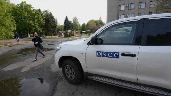Совмин ДНР прокомментировал поджог автомобилей ОБСЕ в Донецке