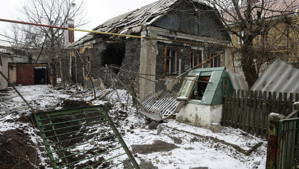 В воскресенье вечером Кировский и Петровский районы Донецка подверглись массированному обстрелу, поврежден газопровод