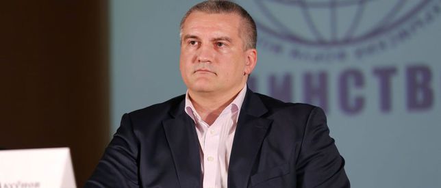 Аксенов анонсировал "тотальную зачистку" в рядах крымских чиновников
