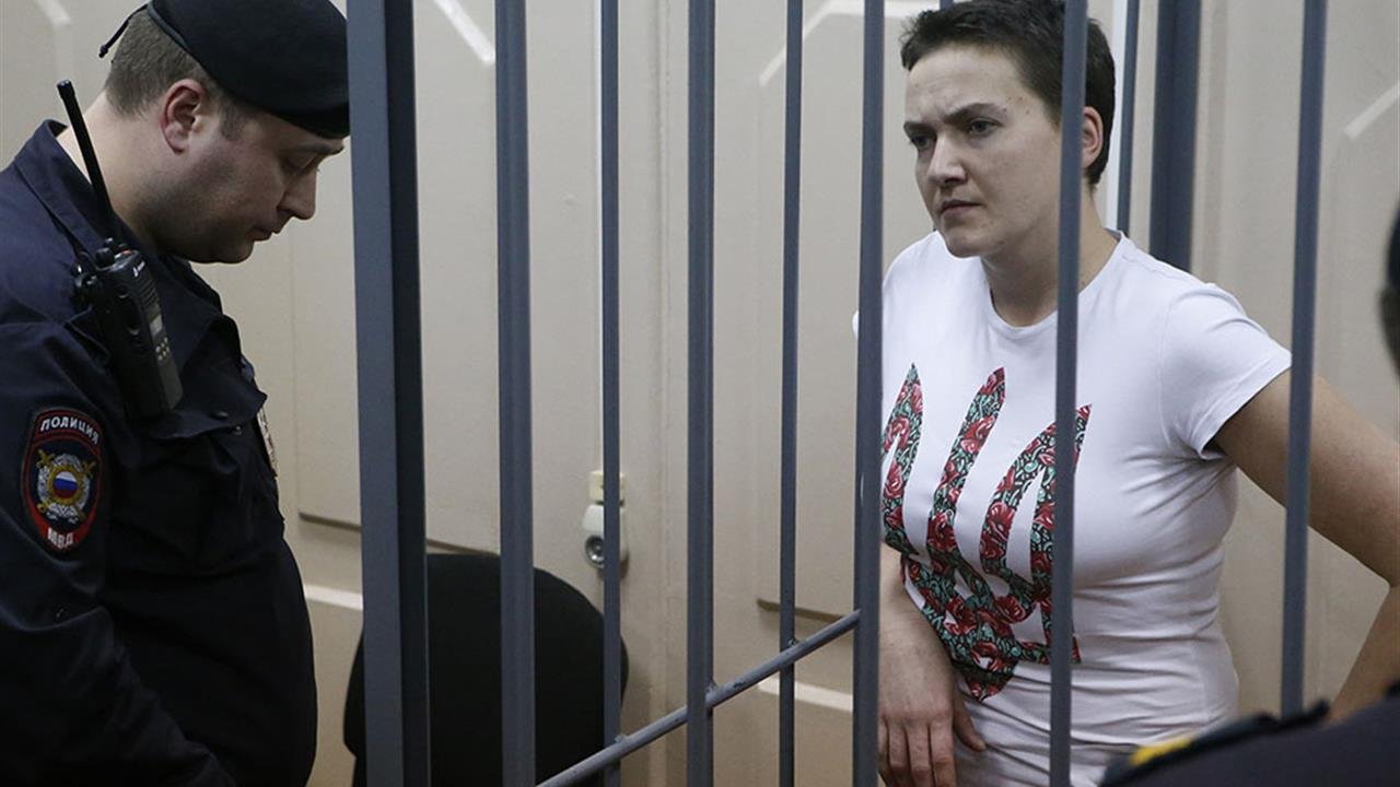 Фейгин: Ради освобождения, Савченко нужно отказаться от адвокатов