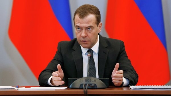 Медведев: Не нужно мне про Украину! «Там ни промышленности, ни государства нет»