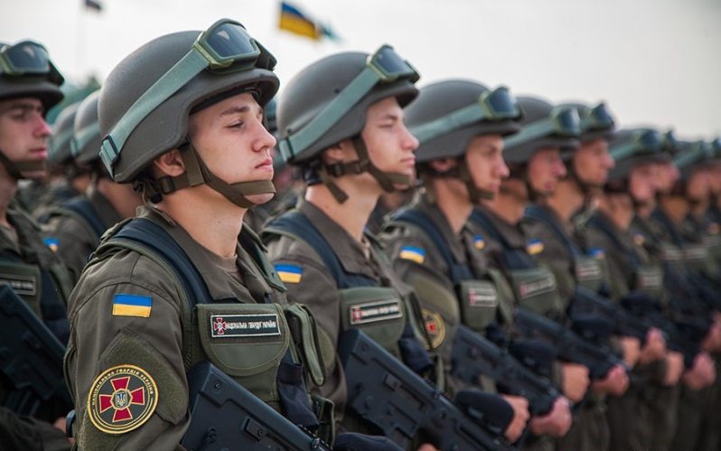 В Одессу отправились около 1000 бойцов Нацгвардии Украины