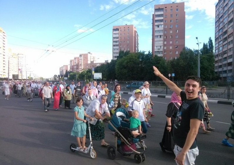Парубий: Кремль хочет провести провокации во время крестного хода в Украине