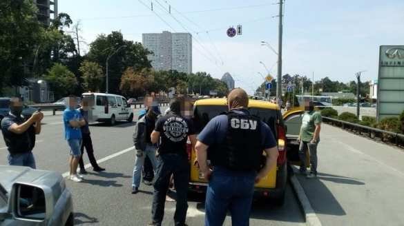 В Киеве задержали наркодилера из Нацгвардии