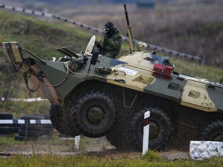 Показательные учения в рамках выставки «Интерполитех» с огненным шоу спецназа