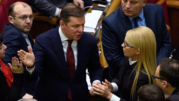 Ляшко требует у Порошенко лишить Тимошенко гражданства