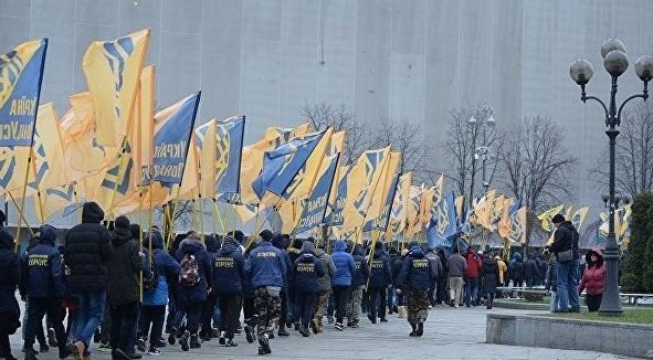 В Киеве националисты провели шествие